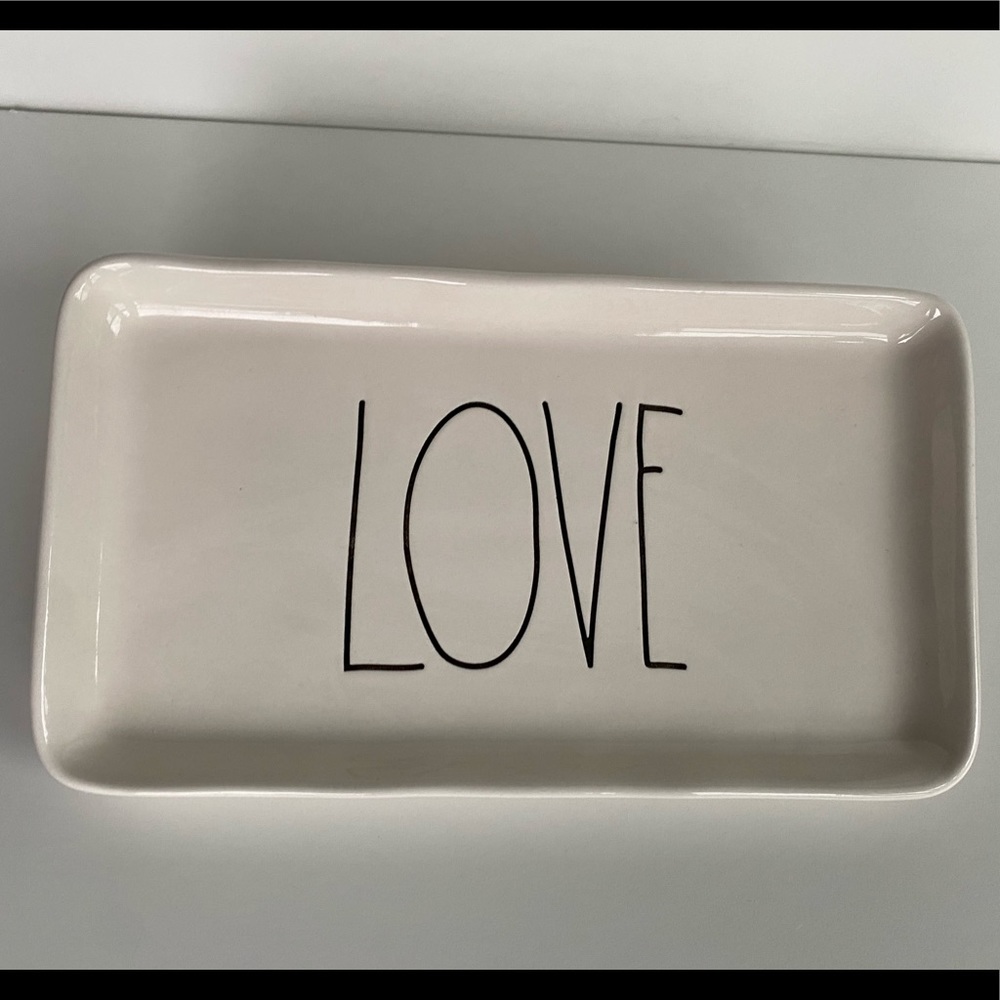 RAE DUNN βLOVEβ Serving Plate